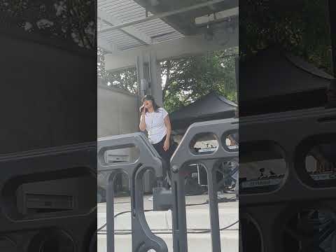 A Priceless Capture Of Tracie Spencer Doing It's All About U During Her Sound Check In Cincinnati