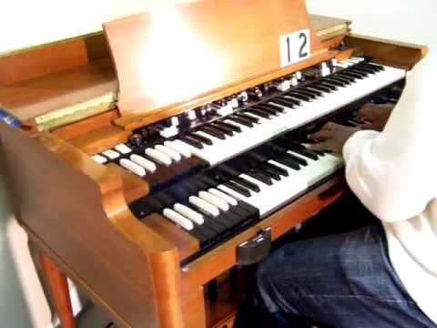 Hammond B3 organ #12