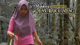 Download lagu MAHKOTA JANUR KUNING filmlucu filmpendek Cumplunge... mp3