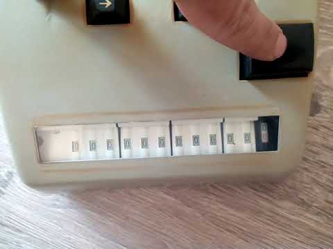 Working of USSR Electro-Mechanical Calculator Bystrytsja-2 Contex-20 clone