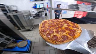 Download lagu POV: Satisfying Domino's Pizza Slicing mp3
