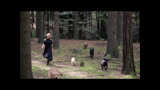 Video Miki - Anna Benz (oficiální video)