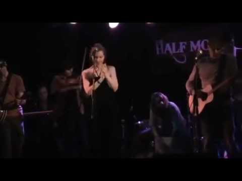 MISHAPED PEARLS-"El Sol, La luna, Las Estrellas" - Live @ The Half Moon