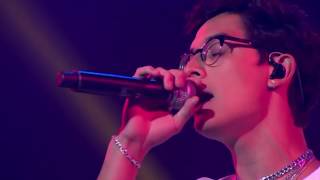 PRETTYMUCH performs ‘Summer On You’ and ‘10000 Hours’ at Vidcon