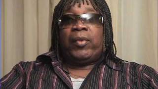 Homenagem de Milton Nascimento a Cassia Eller