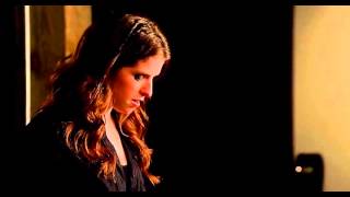 Pitch Perfect 2 - Snoop Dogg, Anna Kendrick - Winter Wonderland &amp; Here Comes Santa Claus