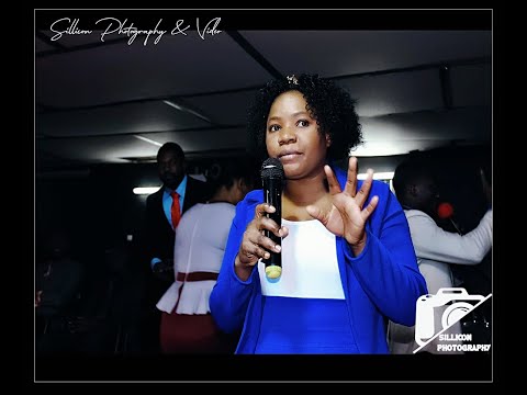 Full adoration,meditation et la prière.