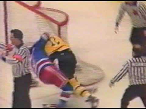 Ed Johnstone vs Greg Malone