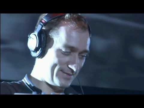 Paul Van Dyk vs Billie Ray Martin