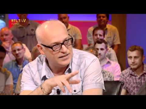 VI 09-05-11 - René van der Gijp zat weer hoofdschuddend op de bank