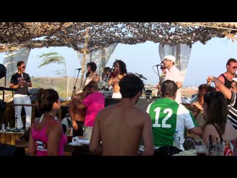Riviera beach bar@ Banda Latiniko