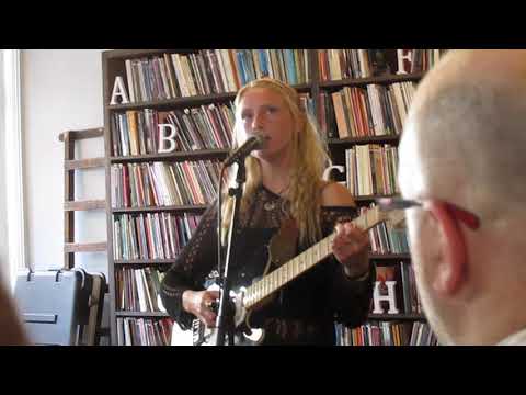 Billie Marten - Cursive