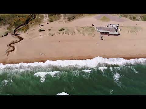 Video de YouTube - Casa en Venta de 7 dormitorios con Piscina y Garage en Pinares, Maldonado