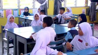 e-GURU: ENGLISH Year 3 - World Of Knowledge: Fresh Fruits