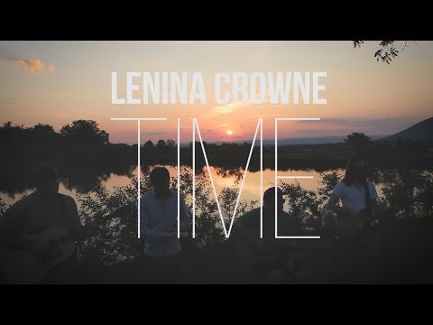 Lenina Crowne - "Time" | Live Outdoor Acoustic