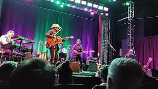 Tom Petty tribute &quot;Louisiana rain&quot; @ the regent theater Arlington, Ma.