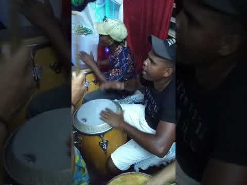 así se juega quinto,bembé del oriente cubano  mi razón de ser y mi orgullo.