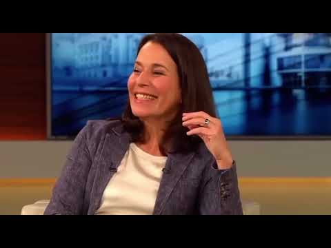 😂Alle lachen ihn aus…