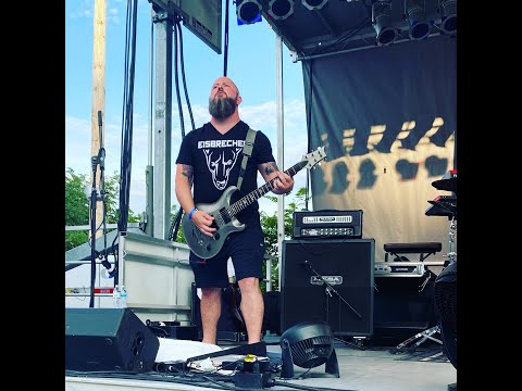 Mesa Badlander 100 in 50 watt mode into an 8 ohm cab from the 4 and 8 ohm speaker outs