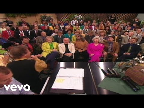 Bill & Gloria Gaither - We're Marching to Zion [Live] ft. Jim Hill
