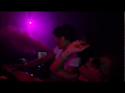 DJ Benji de la House & Lady T. (DJ set at Shine Club - Bordeaux, France)