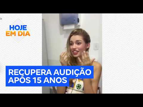 Após 15 anos sem ouvir, jovem de 18 anos recupera audição com ouvido biônico