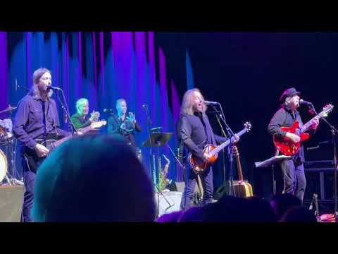 Twist & Shout encore, The Beatles 1967-1970, Classic Albums Live, Massey Hall Toronto, Jan 16, 2026 thumbnail