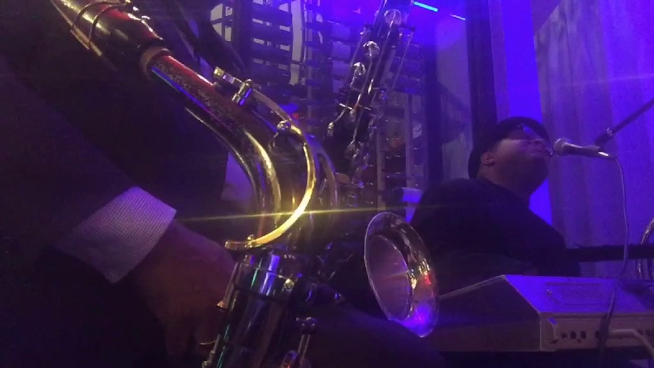 Hire Winelight Jazz Saxophone Player in Dallas, Texas