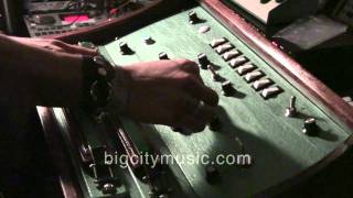 Video thumbnail for Dewanatron Swarmatron - THX Sound Effect by bigcitymusic
