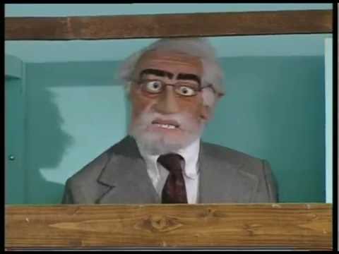 Pocepane pantalone - Nikad izvini