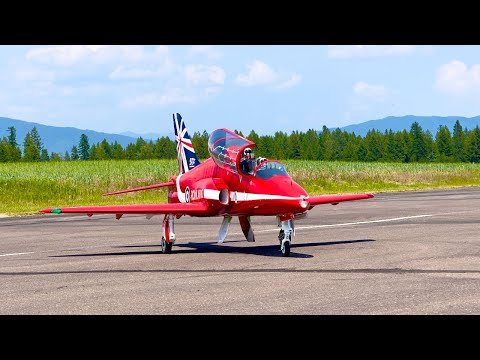 Watch This Giant Hawk Jet Take Its Maiden Flight! - SKYMASTER XL HAWK