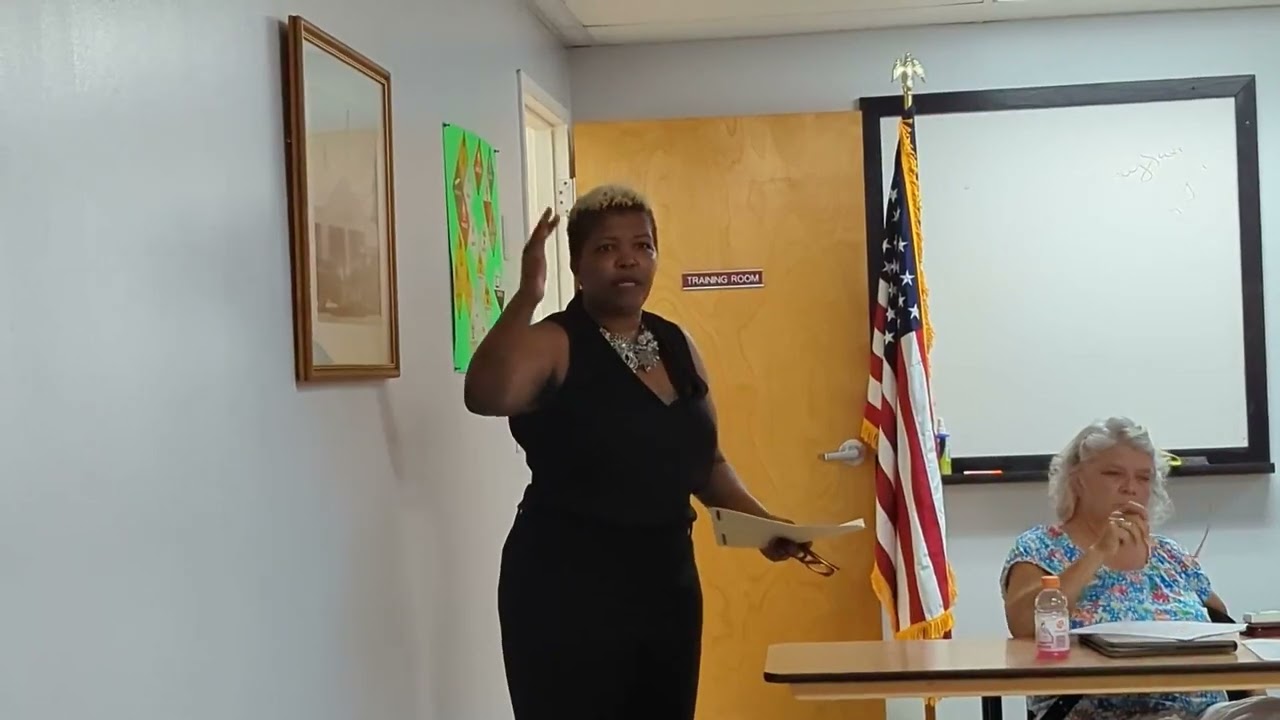 Cameron hears protest against management