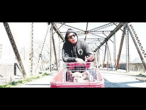 Yung Me - Still in the Trap Music Video