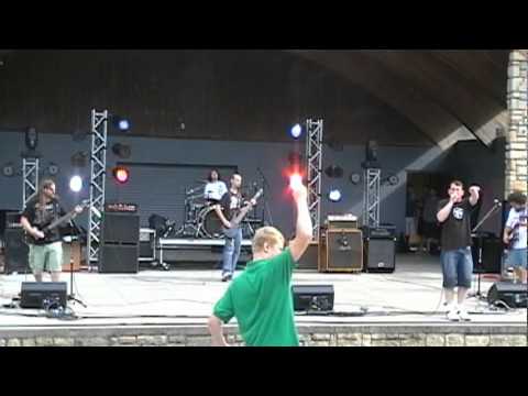 Fully Justified - Broken Chains