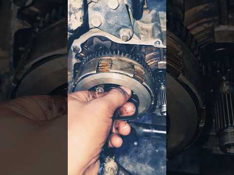 How to change clutch plate of Hero Splendor Plus #shortvideo #viralvideo #automobile #bike