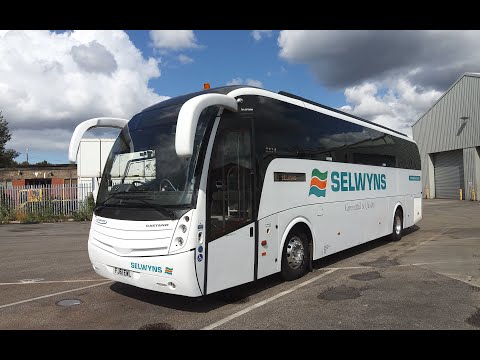 FJ61 EWL - 2011 (61) Volvo B9R Caetano Levante