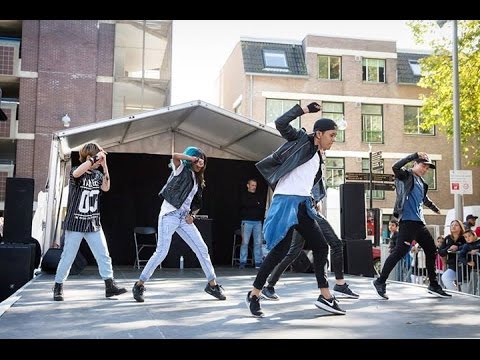 CALL ME BABY - EXO - Lunar Festival Performance [04NITE]