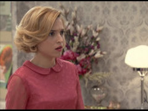 María le confiesa a Carlota que la vió bailando con Guillermo