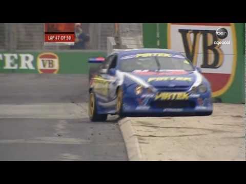 V8 Supercars Flashback - Ambrose's Wheel Trick at Canberra (2001)