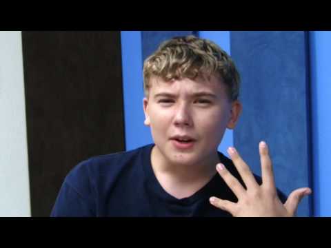 "Dear Crabby" - Diane Christiansen's SCREEN TEENS Improvise a "Dear Abby" Advice Column