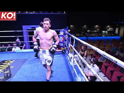 Jake Hanney V Sysvester Ajtai at #CeltiocClash11