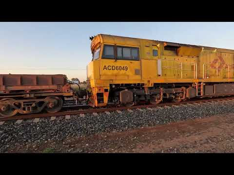 ACB4403 & ACD6049 Bogan Gate NSW.  Mon 21st Oct 2024