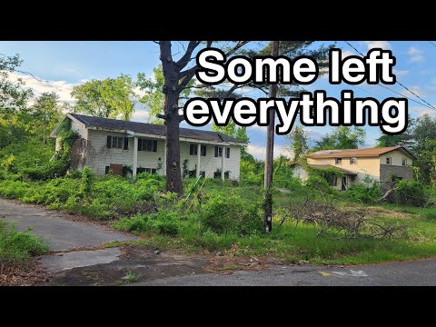 Exploring an Abandoned New York Neighborhood  **WHY THEY LEFT**