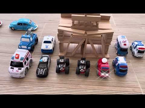 Nasty ve Rex Araba Sergisine Gidiyor. Ambulans Polis İtfaiye Kaza Yapan Arabalara Yardım Ediyorlar.