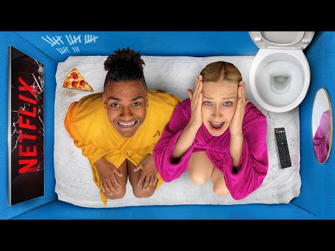 24h Eingesperrt im kleinsten Raum der Welt! 🥵 (ft. Theresa)