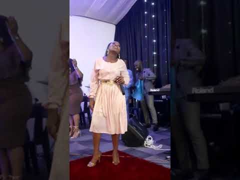 Esam Silwana-Kuze ndizifihle kuwe