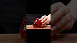 ガラスの苺をカット glass cutting Strawberry #glasscutting #glassfruit #asmr #shorts #ai