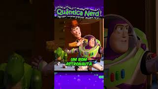 Por Que O Buzz Nunca Acredita que é Um Brinquedo?