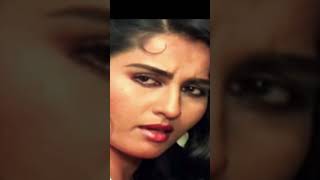 Download lagu Pardes Jake pardesiya💕💕💕#bollywood #trending #shorts #latamangeshkar #jitendra #video #love #sad#80s mp3