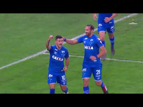 Cruzeiro derrota 2-0 a Flamengo